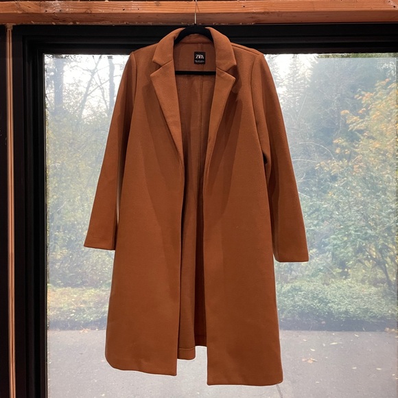Zara Jackets & Coats Zara Lapel Basic Coat In Midcamel Size Medium